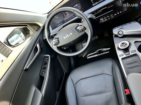 Kia EV6 2022 - фото 11