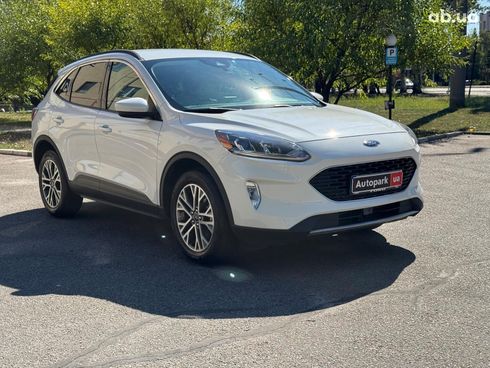 Ford Escape 2021 белый - фото 7