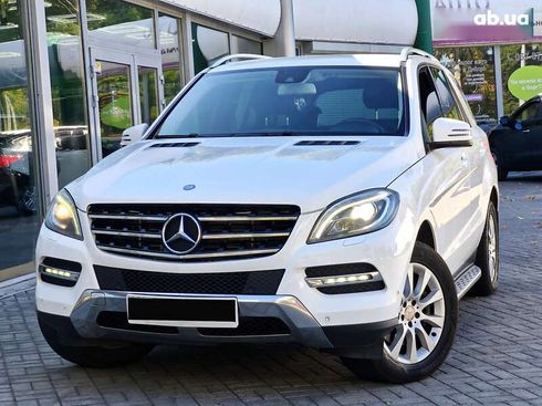 Mercedes-Benz M-Класс 2013 - фото 3
