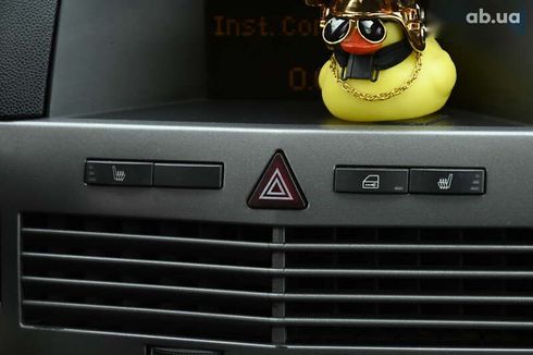 Opel Astra 2004 - фото 18