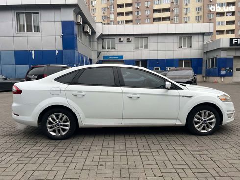 Ford Mondeo 2012 белый - фото 4