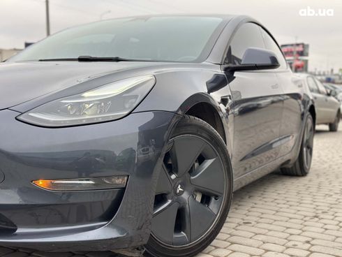 Tesla Model 3 2021 серый - фото 5