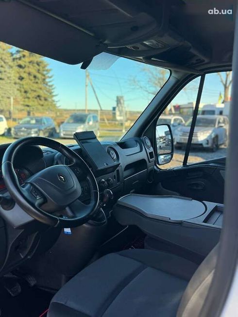 Renault Master 2018 - фото 9