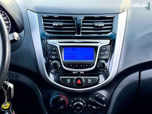 Hyundai Accent 2011 - фото 22