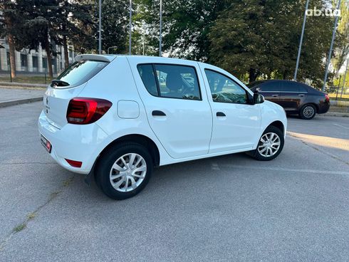 Renault Sandero 2021 белый - фото 8
