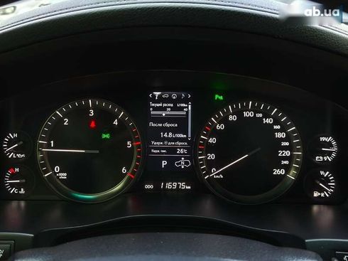 Lexus LX 2017 - фото 27