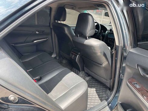 Toyota Camry 2015 - фото 18