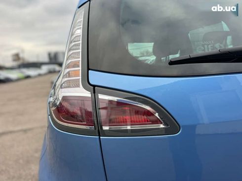 Renault Scenic 2012 - фото 28