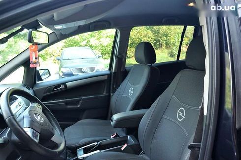 Opel Zafira 2009 - фото 16