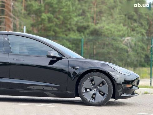 Tesla Model 3 2022 - фото 11