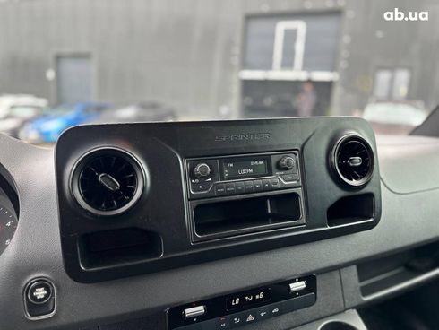 Mercedes-Benz Sprinter 2019 серый - фото 21