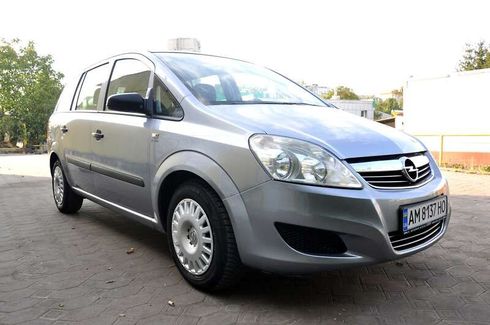 Opel Zafira 2009 - фото 4