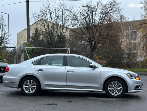Volkswagen Passat 2016 серый - фото 5