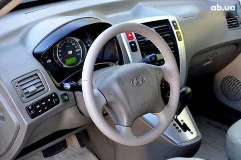 Hyundai Tucson 2007 - фото 16