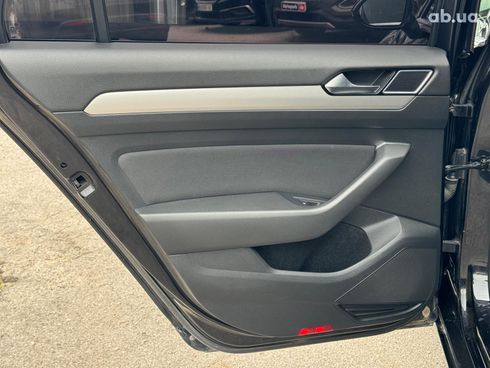 Volkswagen Passat 2015 черный - фото 20