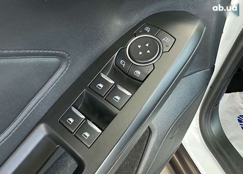 Ford Focus 2019 - фото 15