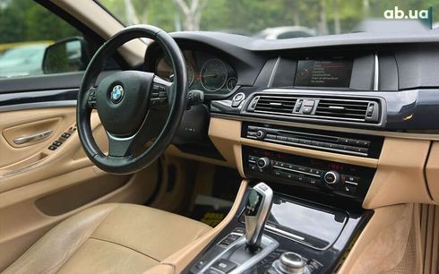 BMW 5 серия 2015 - фото 10