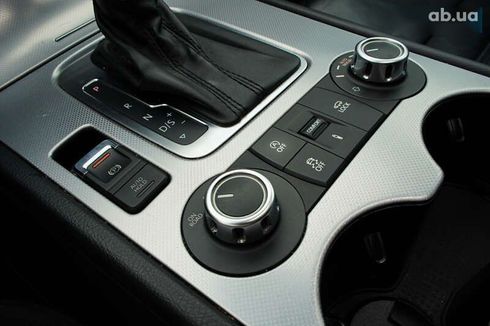 Volkswagen Touareg 2014 - фото 28