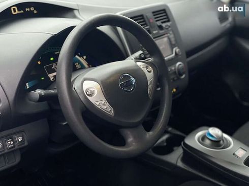 Nissan Leaf 2017 - фото 12