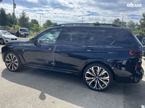 BMW X7 2023 - фото 36