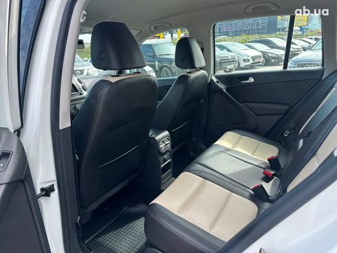 Volkswagen Tiguan 2016 белый - фото 26