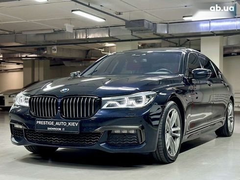 BMW 7 серия 2017 - фото 9