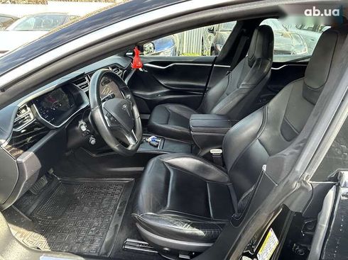 Tesla Model S 2016 - фото 15