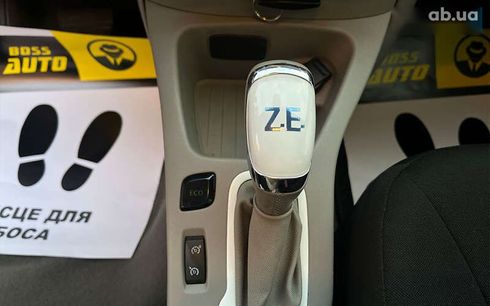 Renault Zoe 2018 - фото 20