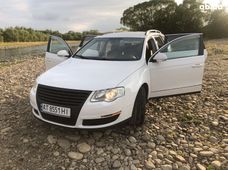Купити Volkswagen Passat з Литви бу - купити на Автобазарі
