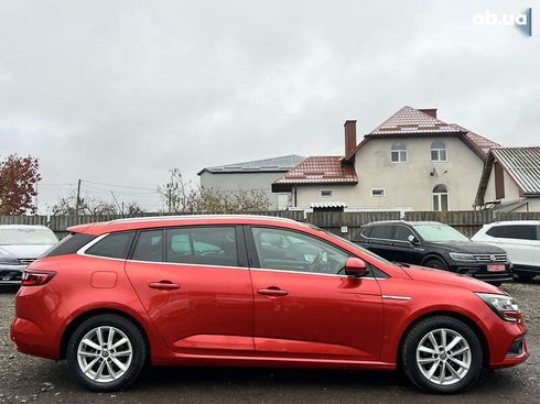 Renault Megane 2018 - фото 8