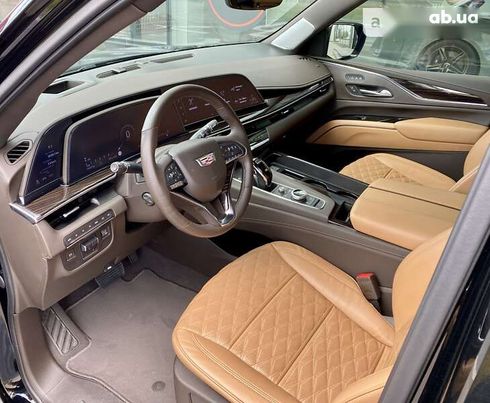 Cadillac Escalade 2021 - фото 30