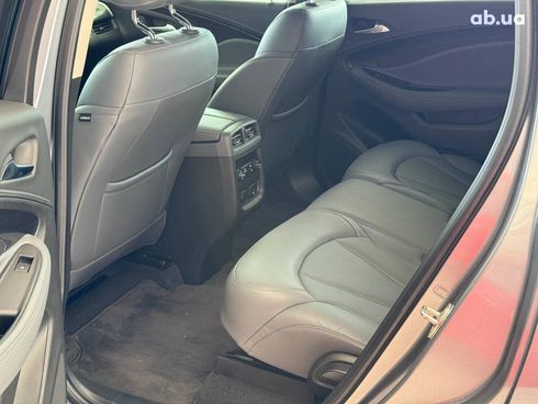 Buick Envision 2020 серый - фото 18