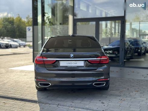 BMW 7 серия 2016 - фото 5