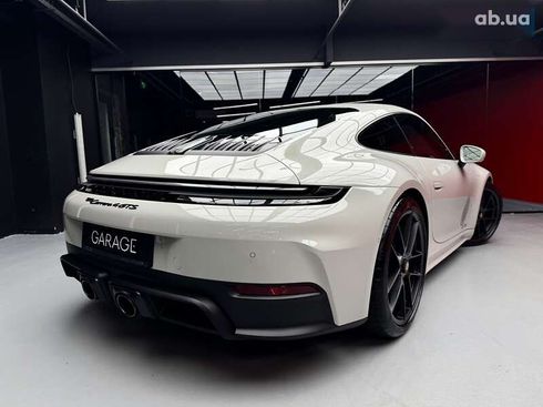 Porsche 911 2025 - фото 17