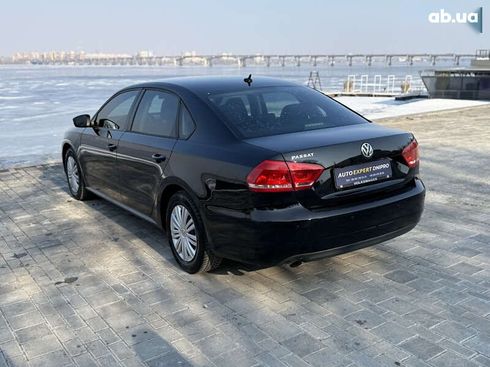 Volkswagen Passat 2015 - фото 19