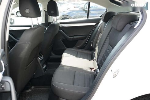 Skoda Octavia 2018 - фото 24