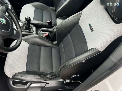 Skoda Octavia 2012 - фото 29