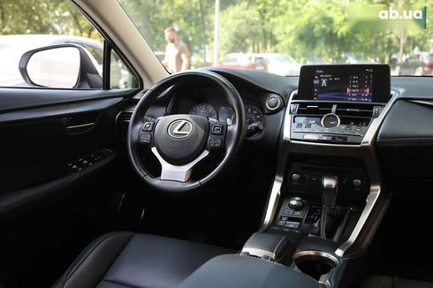 Lexus NX 2021 - фото 12