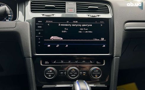 Volkswagen e-Golf 2017 - фото 16