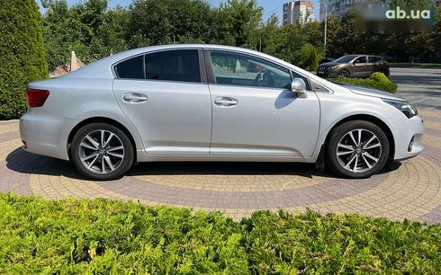 Toyota Avensis 2012 - фото 8