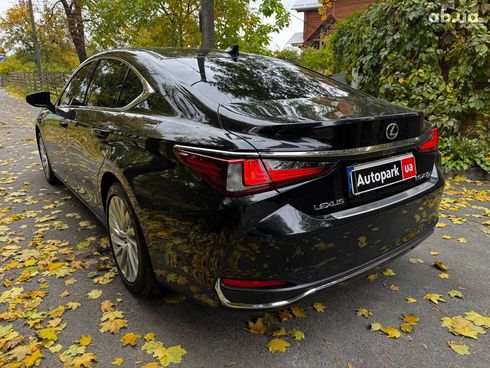 Lexus ES 2021 черный - фото 10