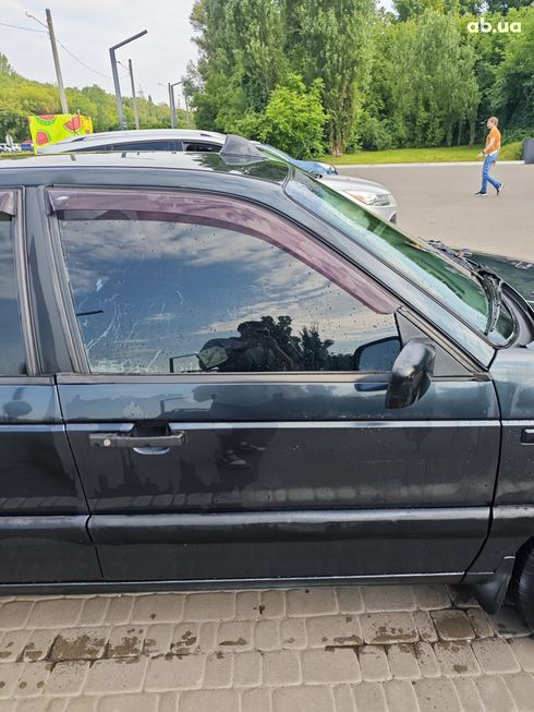 Volkswagen Passat 1991 синий - фото 9