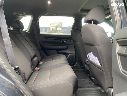 Honda CR-V 2023 серый - фото 14
