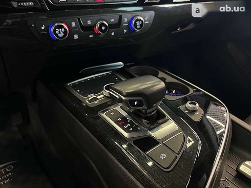 Audi Q7 2017 - фото 21