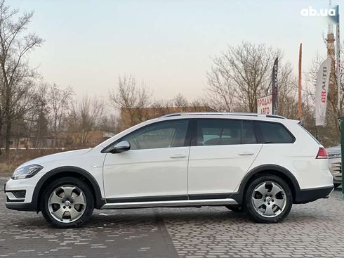 Volkswagen Golf 2018 - фото 12