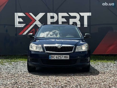 Skoda Octavia 2012 - фото 2