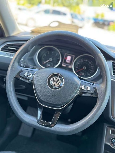 Volkswagen Tiguan 2020 - фото 14
