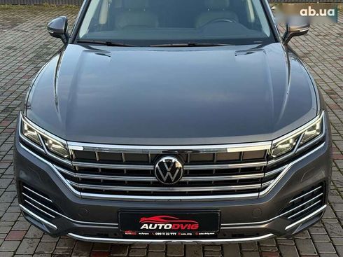 Volkswagen Touareg 2020 - фото 11