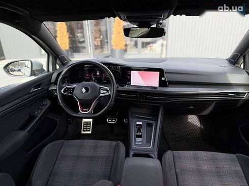 Volkswagen Golf GTI 2021 - фото 19