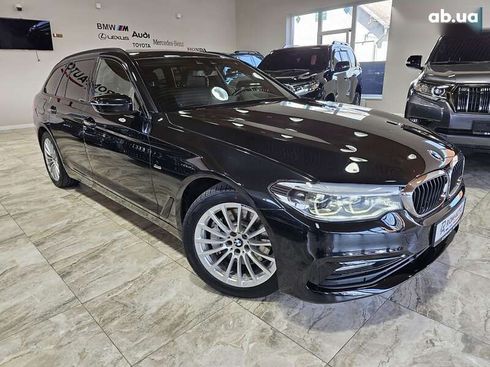 BMW 5 серия 2017 - фото 27